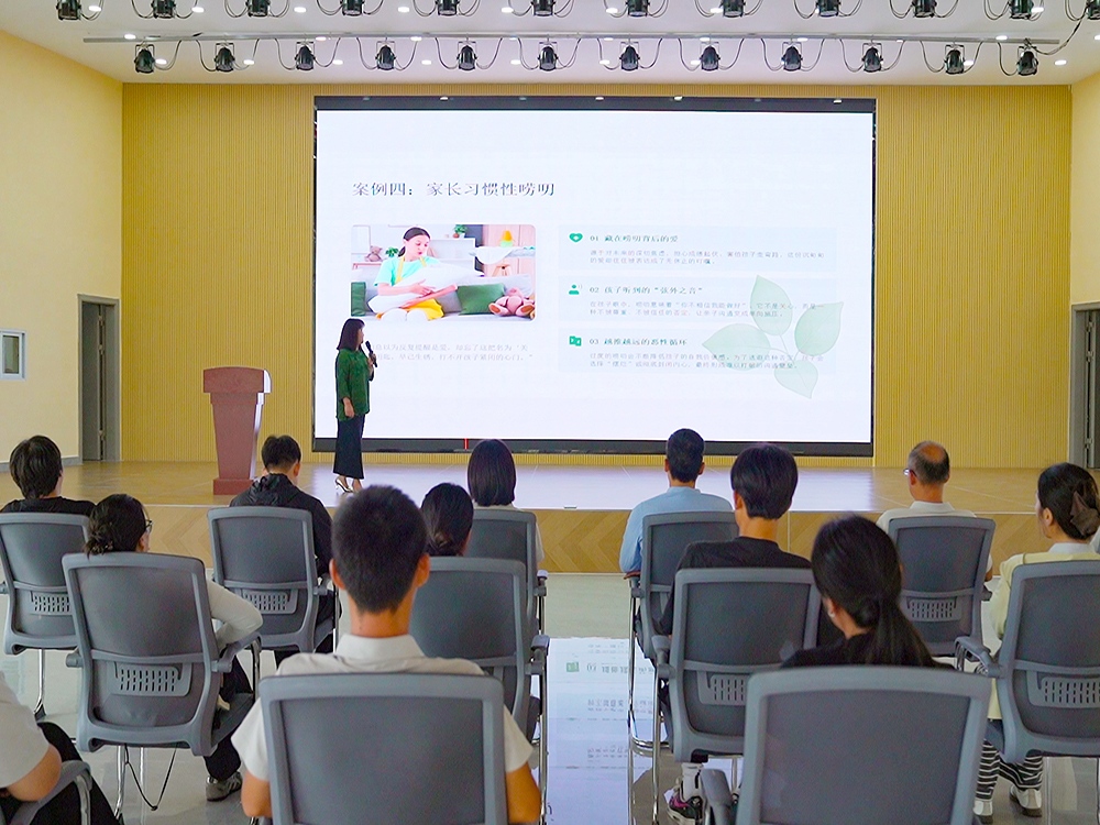 甘孜叛逆期心理辅导机构怎么联系？本地寄宿培育机构筛选指南