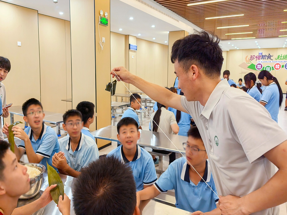 甘孜纠正叛逆期孩子学校联系电话参考